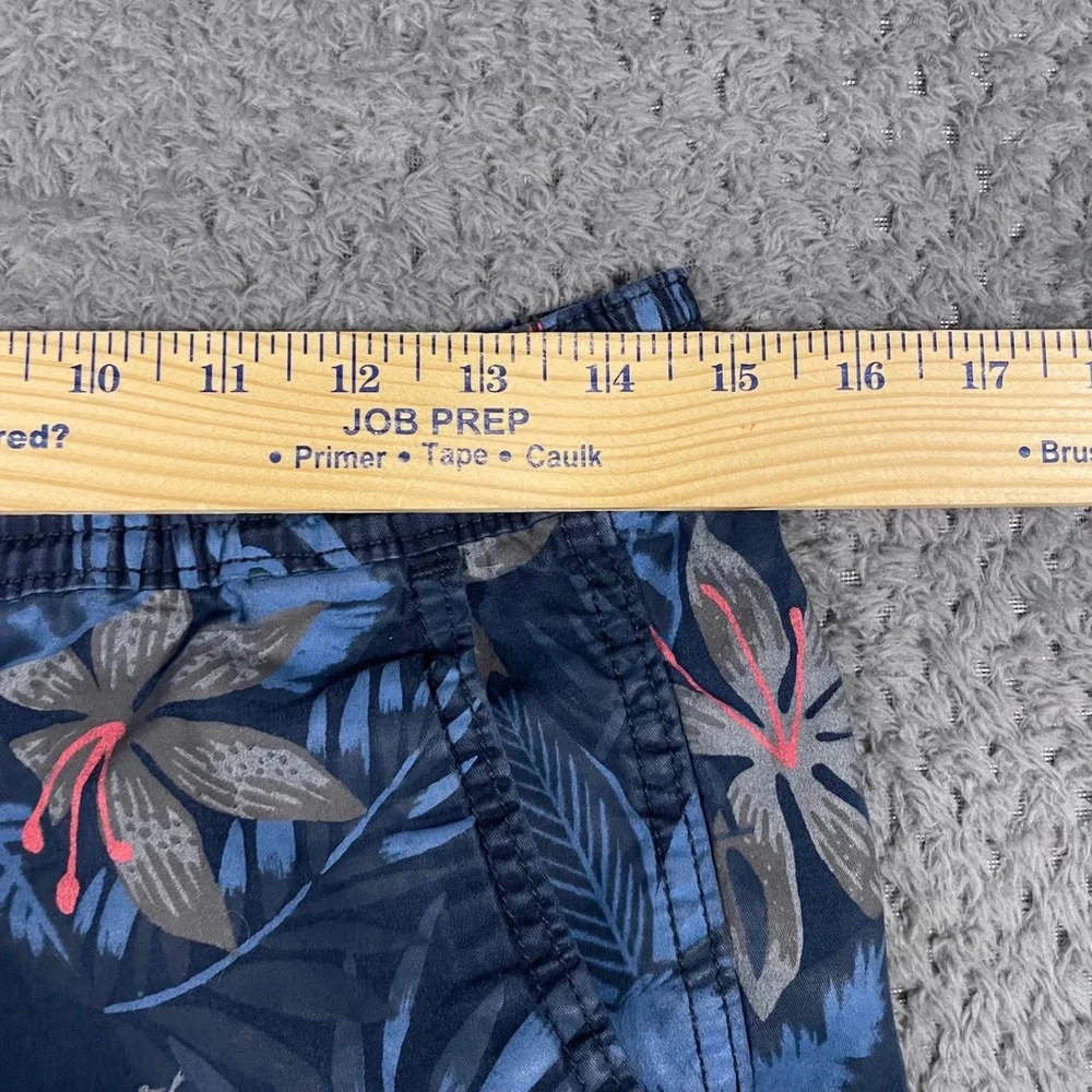 Hollister Mens Prep Jogger Shorts Snake Tropical Floral Small 6